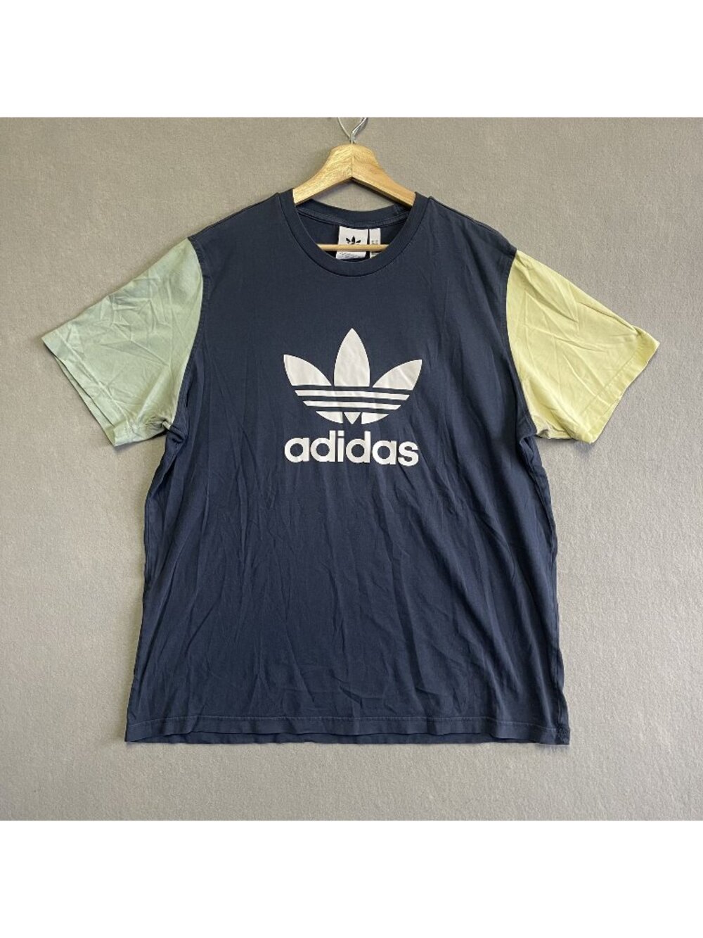 Adidas Originals Blocked Trefoil Tee Navy Blue Light Green Sleeves XL Casual